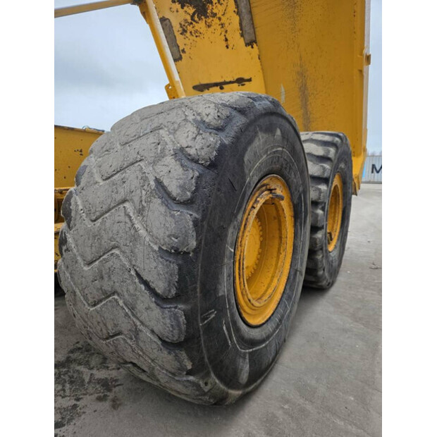 2015 فولفو A30G-47129107