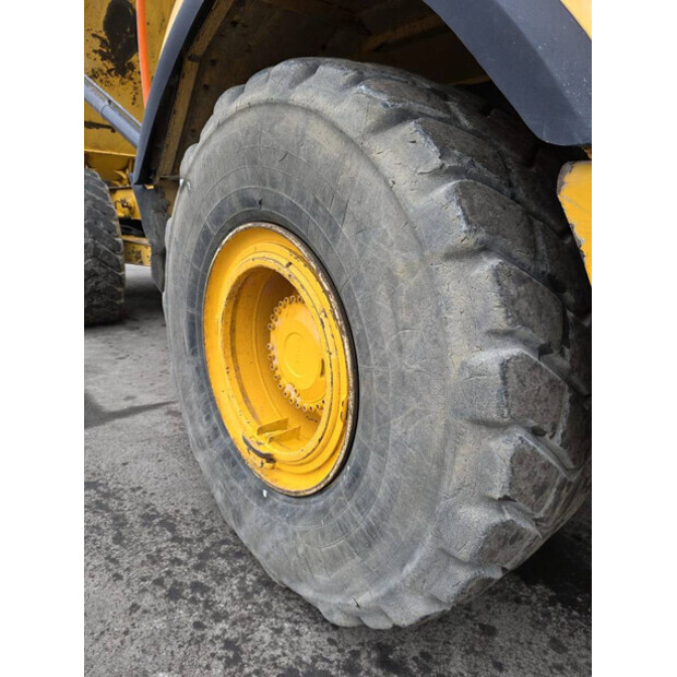 2015 فولفو A30G-47129109