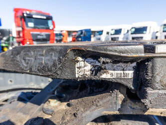 2013-mercedes-benz-actros-1844-ls-1451934-47129308
