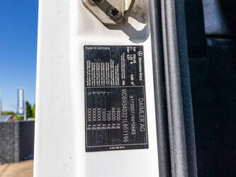 2013-mercedes-benz-actros-1844-ls-1451934-47129322