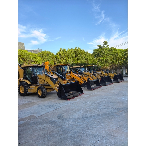 2024 Caterpillar 420F-47129509
