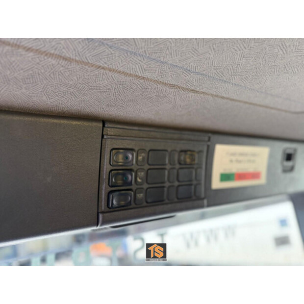 2004 سكانيا 94G 260-47130553