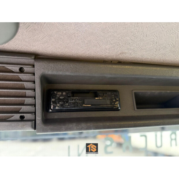 2004 سكانيا 94G 260-47130554