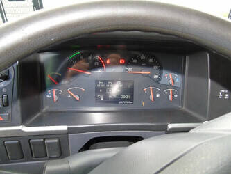 2011-volvo-fmx-420-1428741-47130593