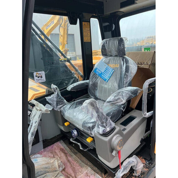 2025 Hyundai R210LC-3-47131018