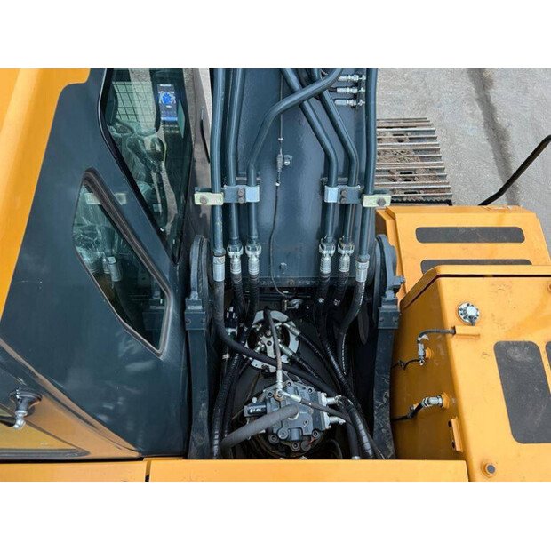 2025 Hyundai R210LC-3-47131029