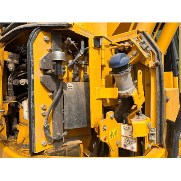 2020 Komatsu PC 228 USLC-11-47131060