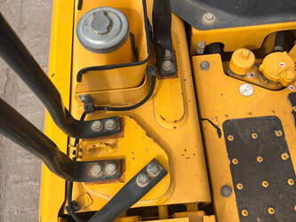 2020-komatsu-pc-228-uslc-11-1451998-47131070