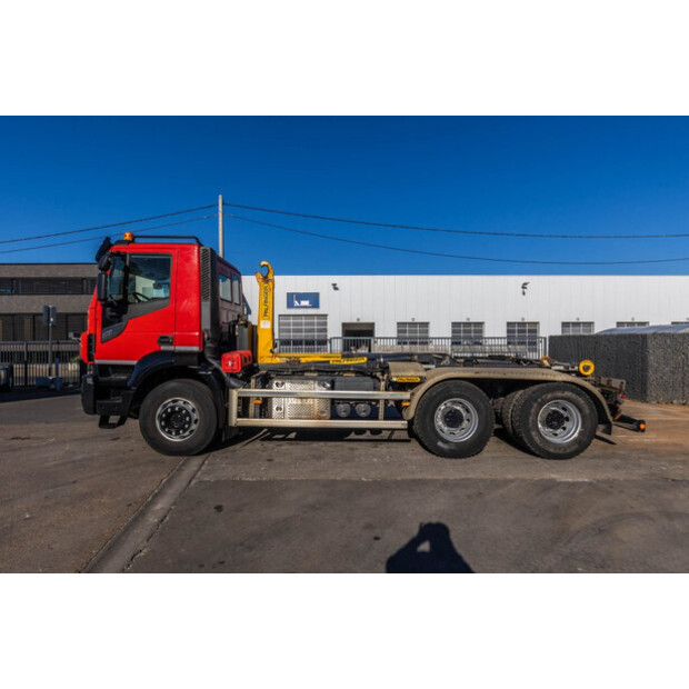 2018 Iveco 420X-47131209