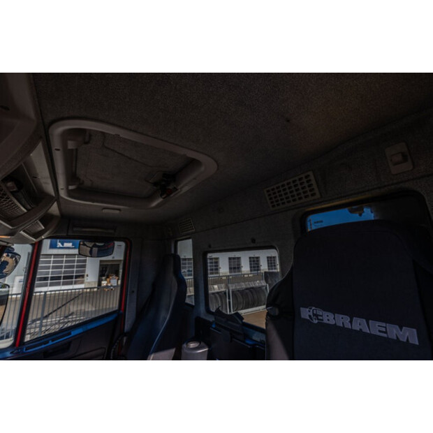 2018 Iveco 420X-47131227