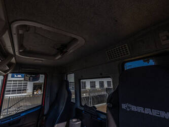 2018-iveco-420x-47131227
