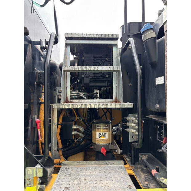 2015 Caterpillar M320F-47131462