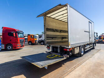 2017-renault-d19-320-wide-euro6-47131621