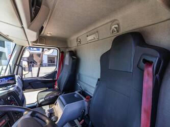2017-renault-d19-320-wide-euro6-47131625