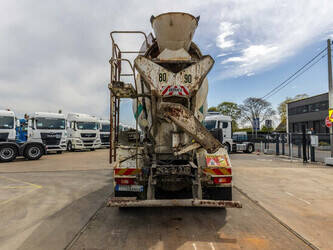 2005-volvo-fm12-380-1452017-47131666