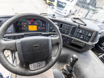 2005-volvo-fm12-380-1452017-47131674