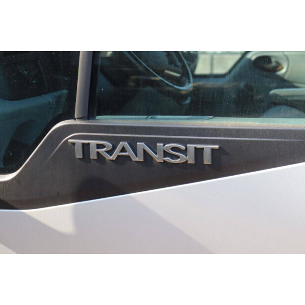 2011 Ford TRANSIT-47131778