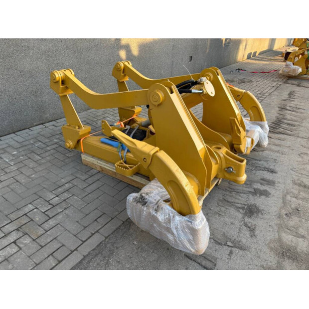 2023 Caterpillar D6T-47131801