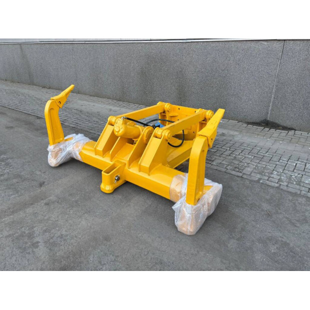 2025 كوماتسو D61-47131823