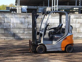 Image for FORKLIFTS 2013 Still RX70-18