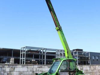 2011-merlo-p41-7-47132043