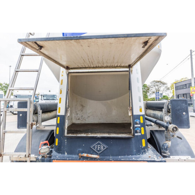 2011 Feldbinder EUT 40.3-47132056