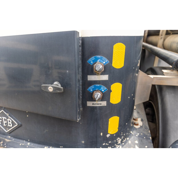 2011 Feldbinder EUT 40.3-47132062