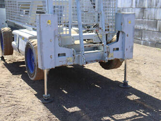 2006-jlg-m4069-1452033-47132140