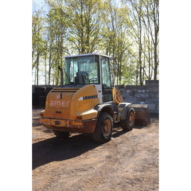 2007 ليبهير L506-47132182