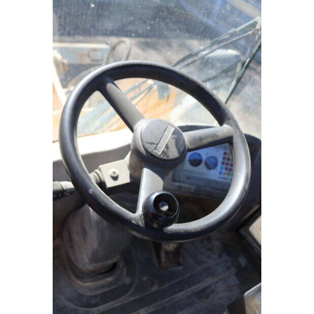 2007 ليبهير L506-47132203