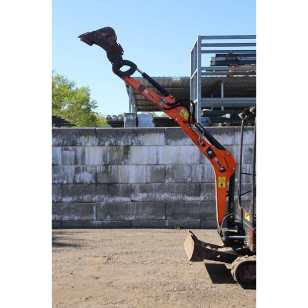 2018 Doosan DX17Z-47132275