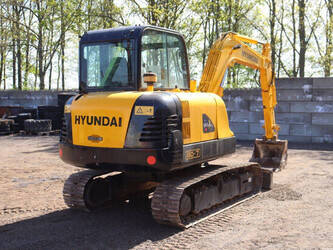 2013-hyundai-r60-7-1452040-47132347