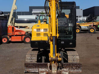 2013-hyundai-r60-7-1452040-47132349