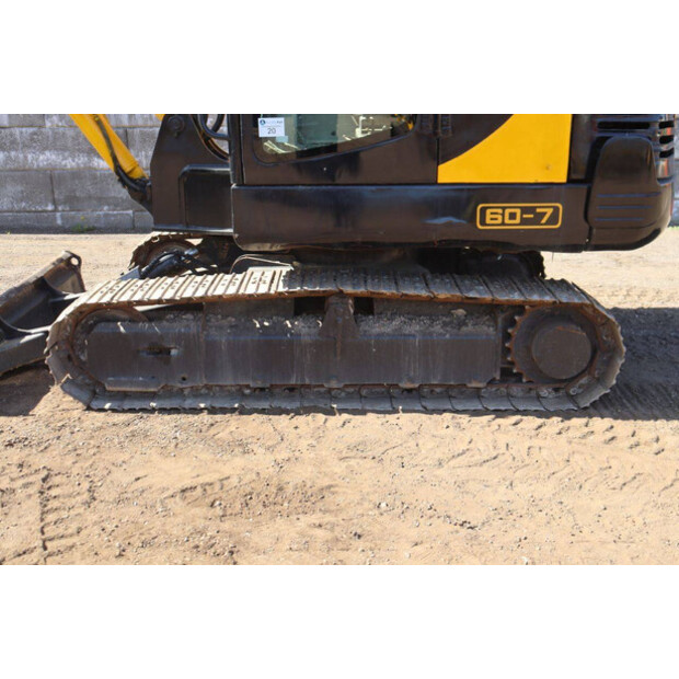 2013 هيونداي R60-7-47132360