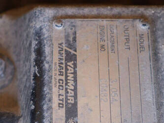 2013-hyundai-r60-7-1452040-47132368