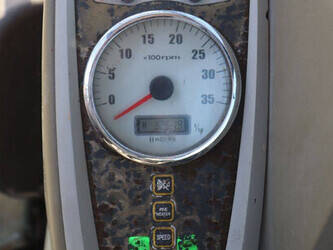 2013-hyundai-r60-7-1452040-47132376