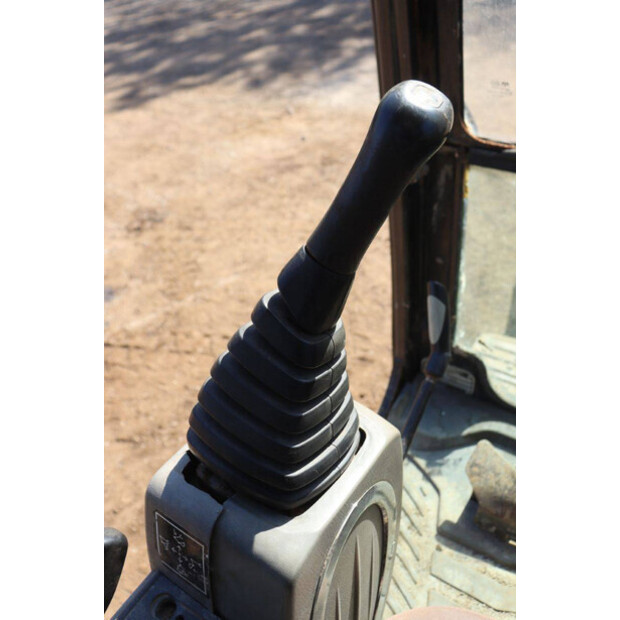 2013 هيونداي R60-7-47132377