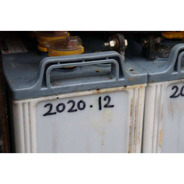 2005 Aichi KS408-47132530