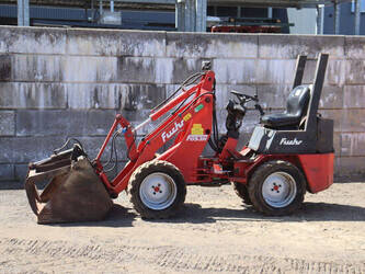 Image de CHARGEUSES SUR PNEUS 2005 FUCHS F853H