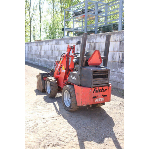 2005 FUCHS F853H-47132606