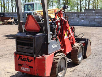 2005-fuchs-f853h-47132608