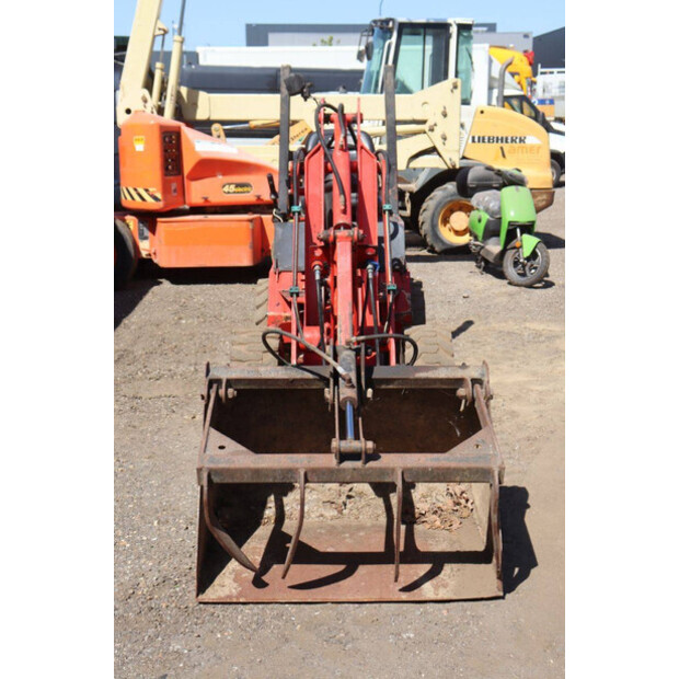 2005 FUCHS F853H-47132610