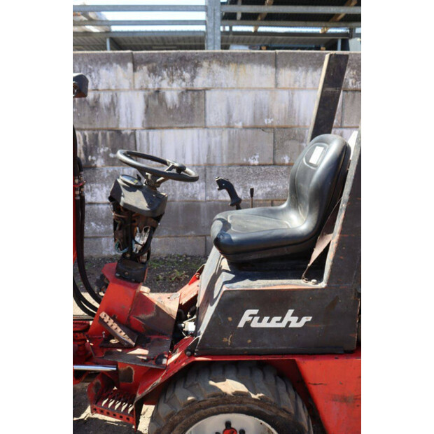 2005 FUCHS F853H-47132630
