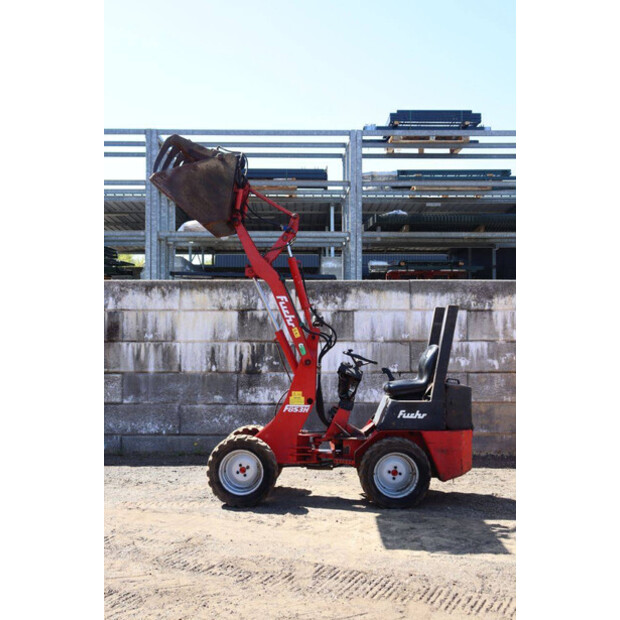 2005 FUCHS F853H-47132639