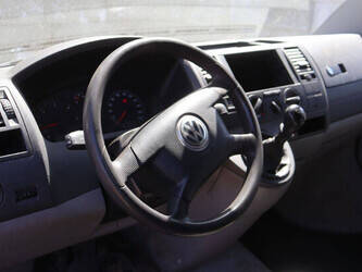 2005-volkswagen-transporter-1452050-47132733