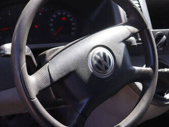 2005-volkswagen-transporter-1452050-47132735