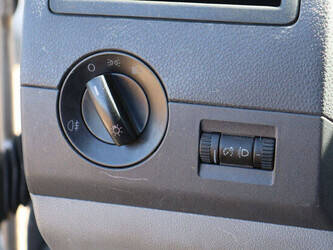 2005-volkswagen-transporter-1452050-47132743