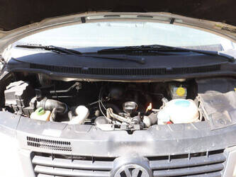 2005-volkswagen-transporter-1452050-47132755