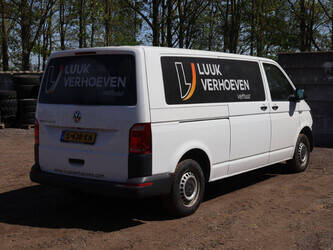 2019-volkswagen-kombi-47132764