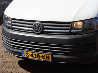 2019-volkswagen-kombi-47132768